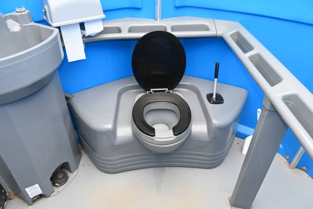 Best Portable Restroom Servicing (Cleaning and Restocking) in South Pekin, IL